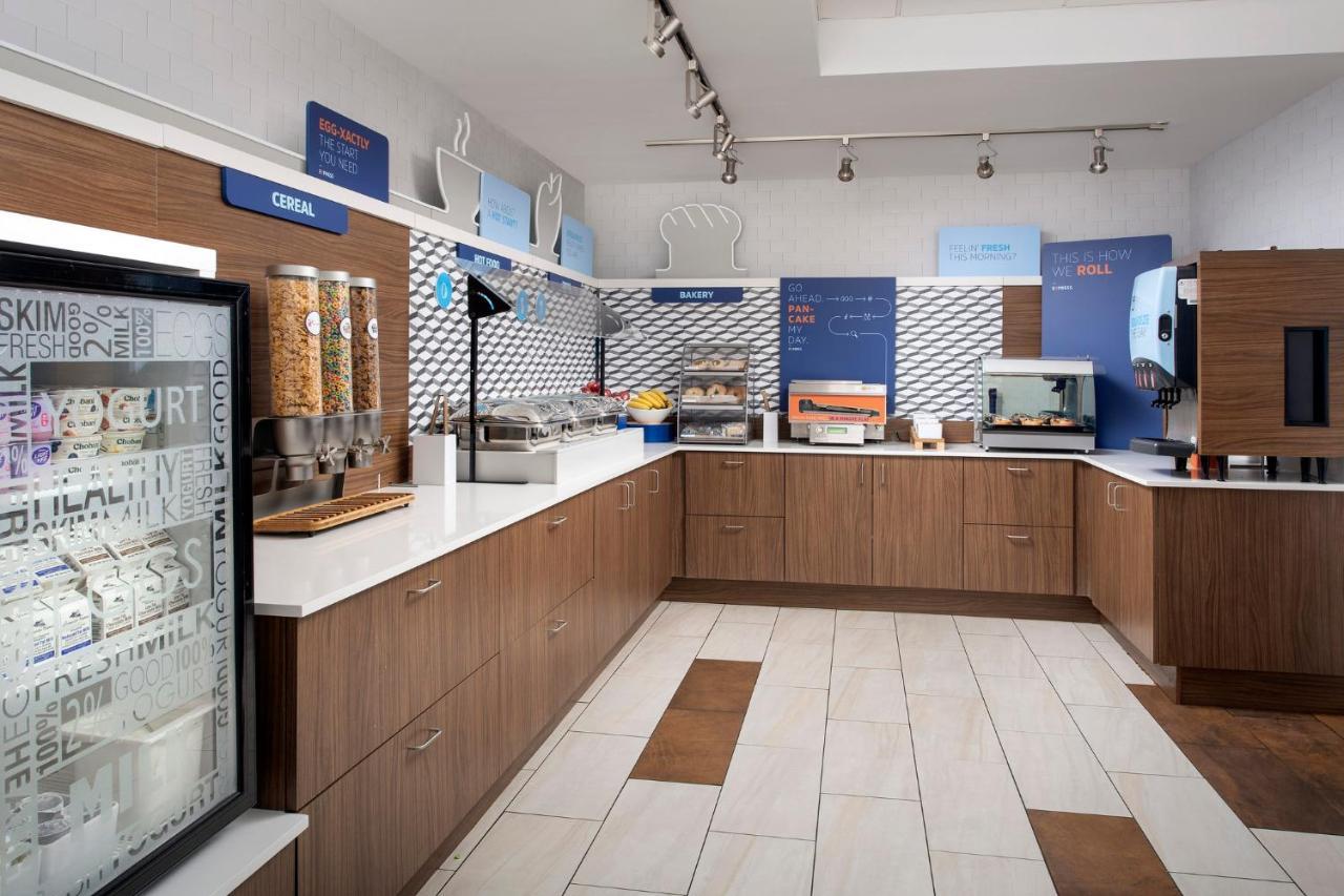 Holiday Inn Express Knoxville-Strawberry Plains By Ihg Bagian luar foto