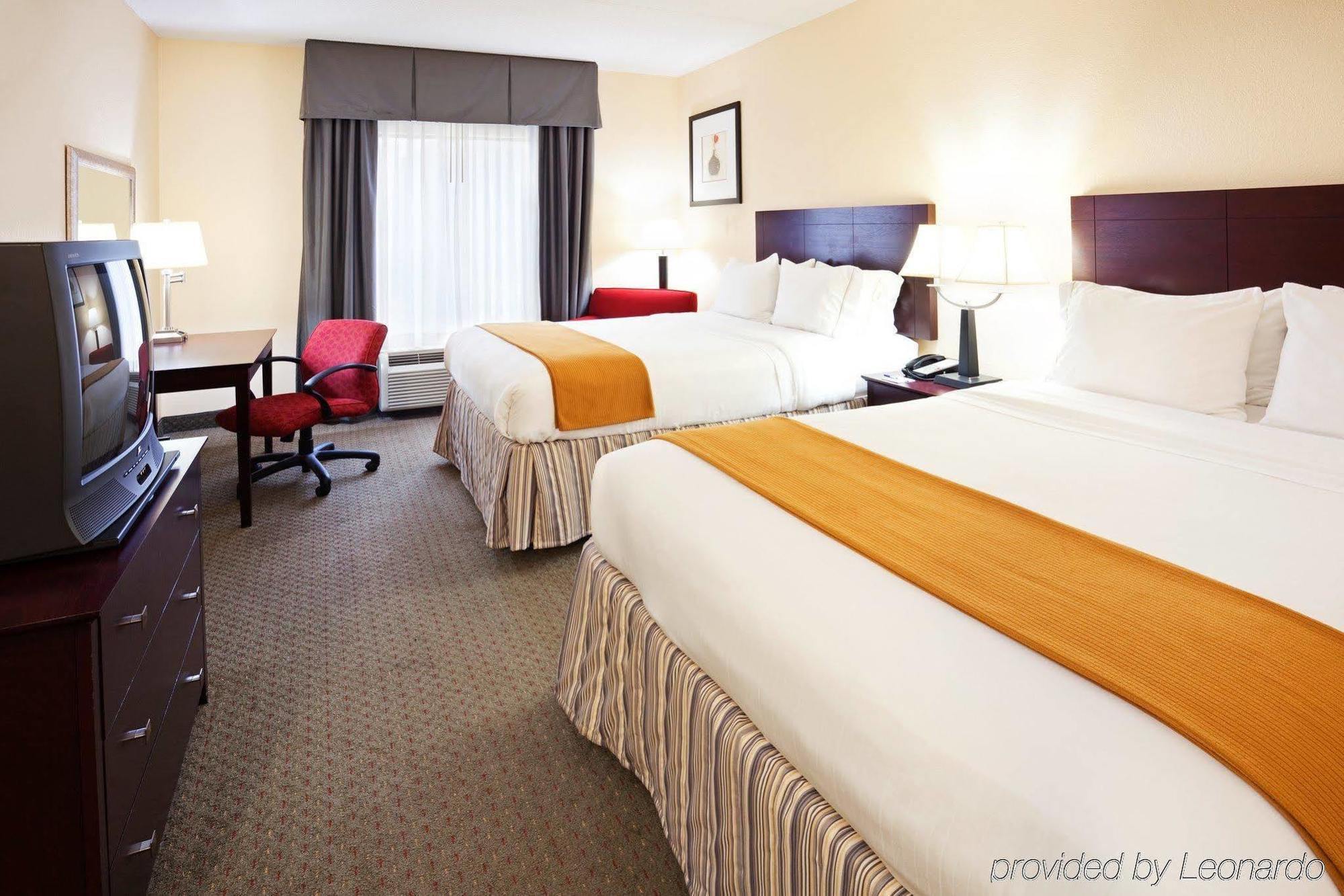 Holiday Inn Express Knoxville-Strawberry Plains By Ihg Bagian luar foto